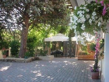 Ai Due Pini B&B Pescantina Exterior foto
